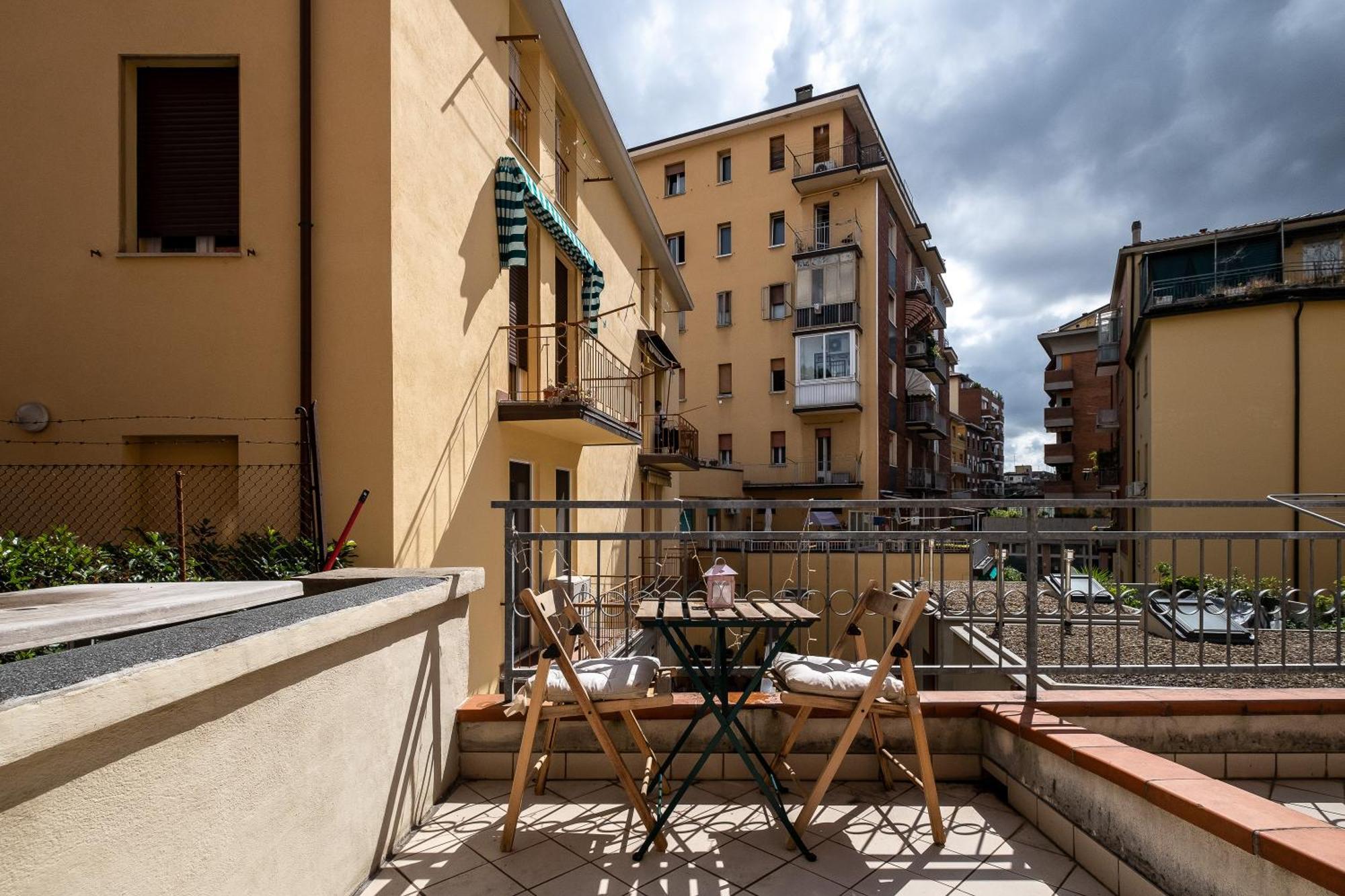 Studio Calari With Terrace By Wonderful Italy 博洛尼亚 外观 照片